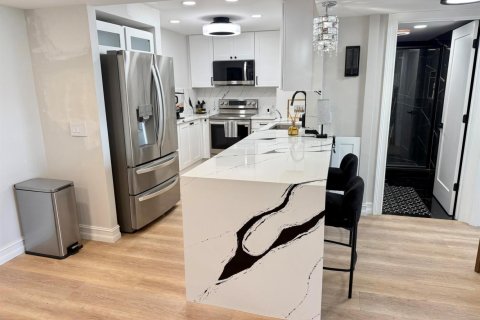 Copropriété à louer à West Palm Beach, Floride: 2 chambres, 108.7 m2 № 2387999 - photo 3