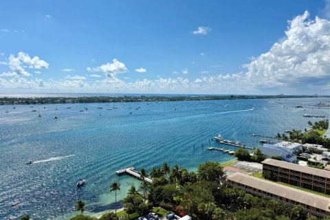 Copropriété à louer à West Palm Beach, Floride: 2 chambres, 108.7 m2 № 2387999 - photo 11