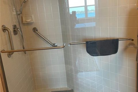 Снять в аренду кондоминиум в Сент-Питерсберг, Флорида 1 комната, 95.69м2, № 1509004 - фото 25