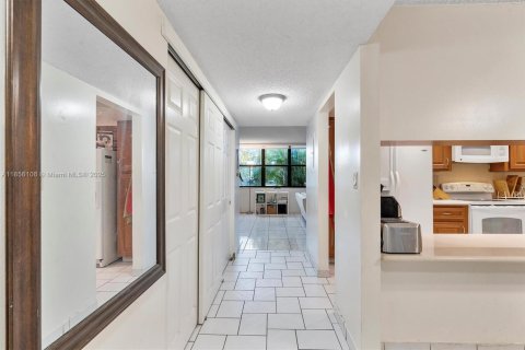 Купить кондоминиум в Авентура, Флорида 3 спальни, 128.21м2, № 1977319 - фото 13