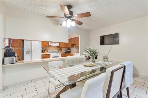 Купить кондоминиум в Авентура, Флорида 3 спальни, 128.21м2, № 1977319 - фото 4