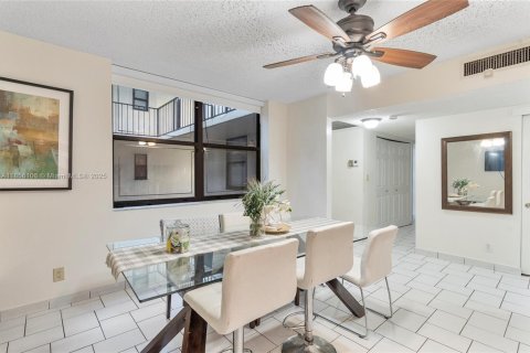 Купить кондоминиум в Авентура, Флорида 3 спальни, 128.21м2, № 1977319 - фото 3