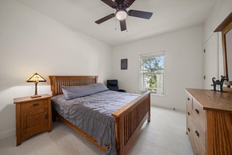 House in Tampa, Florida 3 bedrooms, 225.01 sq.m. № 1776859 - photo 30
