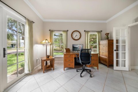 House in Tampa, Florida 3 bedrooms, 225.01 sq.m. № 1776859 - photo 18