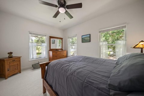 House in Tampa, Florida 3 bedrooms, 225.01 sq.m. № 1776859 - photo 27