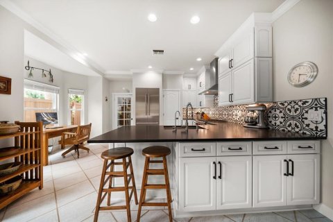 House in Tampa, Florida 3 bedrooms, 225.01 sq.m. № 1776859 - photo 12