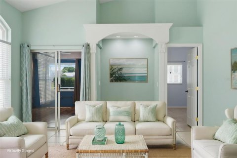 House in Spring Hill, Florida 2 bedrooms, 119.19 sq.m. № 2195789 - photo 9