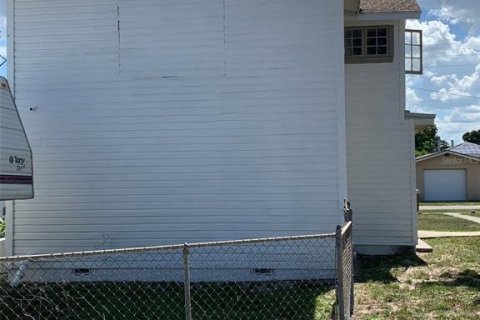 House in Sebring, Florida 3 bedrooms, 159.61 sq.m. № 1802005 - photo 8