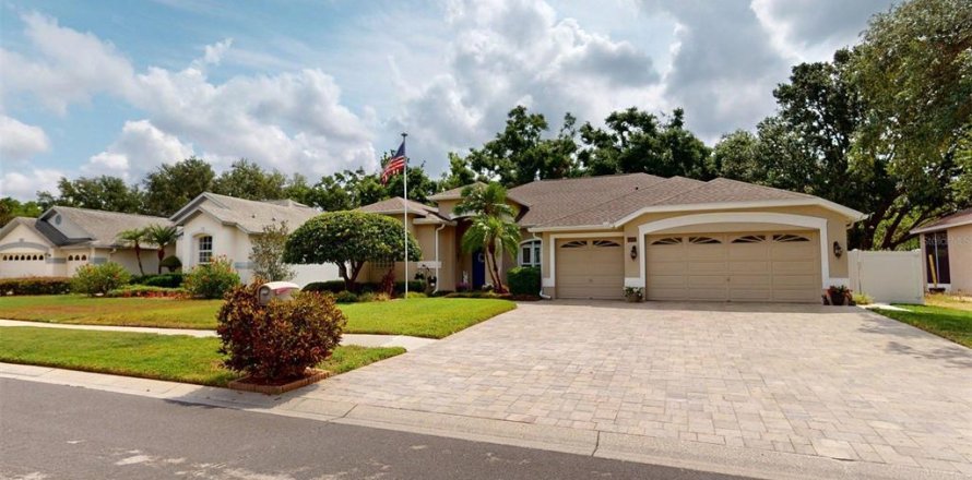 Casa en Valrico, Florida 4 dormitorios, 241.17 m2 № 1719250