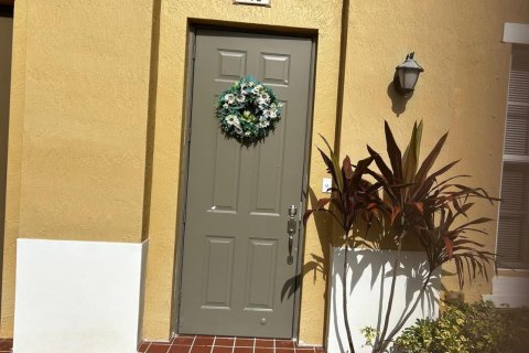 Adosado en venta en Pembroke Pines, Florida, 3 dormitorios, 144.37 m2 № 2180446 - foto 4