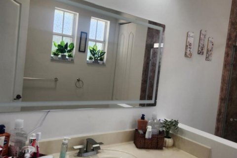Adosado en venta en Pembroke Pines, Florida, 3 dormitorios, 144.37 m2 № 2180446 - foto 18