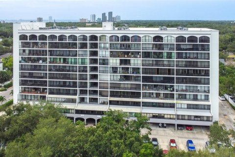 Condo in Tampa, Florida, 2 bedrooms  № 2403590