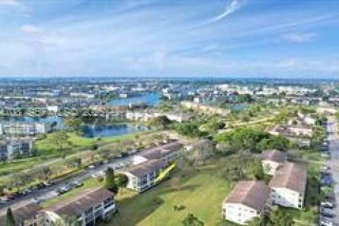 Кондоминиум с 1 спальней в Бока-Ратон, Флорида № 2008425