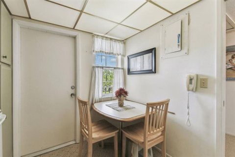 Copropriété à vendre à Sarasota, Floride: 2 chambres, 101.26 m2 № 1628476 - photo 30
