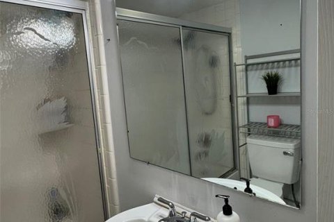 Condo in Altamonte Springs, Florida, 3 bedrooms  № 1540824 - photo 13