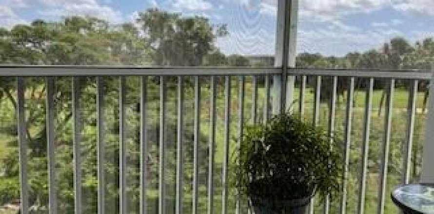 Condo in Pompano Beach, Florida, 3 bedrooms  № 1210592