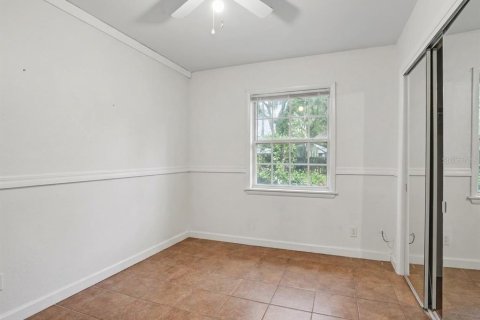 House in Haines City, Florida 3 bedrooms, 102.84 sq.m. № 2354824 - photo 9