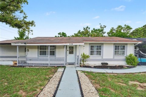 Villa ou maison à Haines City, Floride 3 chambres, 102.84 m2 № 2354824