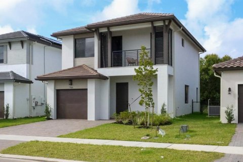 Casa en venta en Ave Maria, Florida, 3 dormitorios, 178.74 m2 № 2109965 - foto 2
