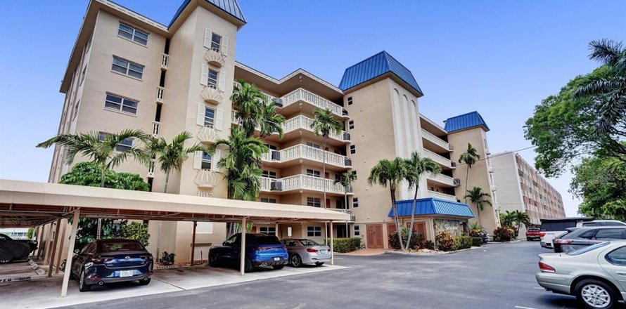 Condominio en Fort Lauderdale, Florida, 2 dormitorios  № 701757