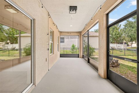 Villa ou maison à vendre à Apopka, Floride: 4 chambres, 220.09 m2 № 2402869 - photo 22