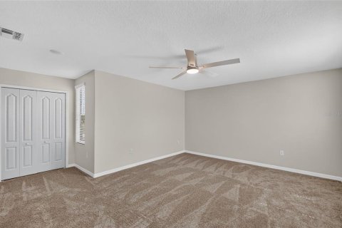 Villa ou maison à vendre à Apopka, Floride: 4 chambres, 220.09 m2 № 2402869 - photo 19