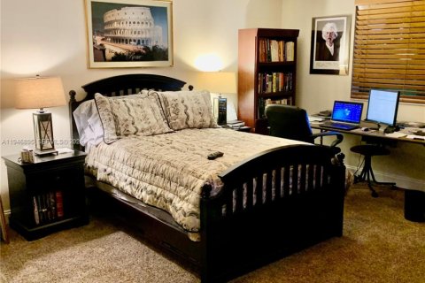 Copropriété à vendre à Tamarac, Floride: 2 chambres, 140.56 m2 № 2005463 - photo 10