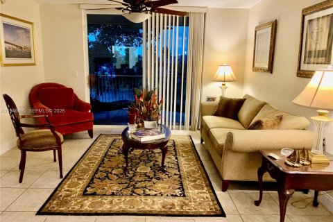 Copropriété à vendre à Tamarac, Floride: 2 chambres, 140.56 m2 № 2005463 - photo 7