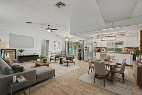 Villa ou maison à vendre à Spring Hill, Floride: 3 chambres, 133.04 m2 № 2287605 - photo 6
