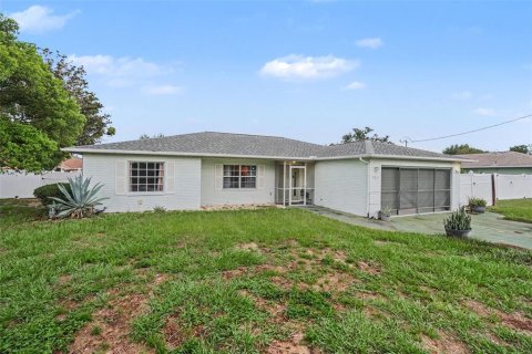 Villa ou maison à vendre à Spring Hill, Floride: 3 chambres, 133.04 m2 № 2287605 - photo 3