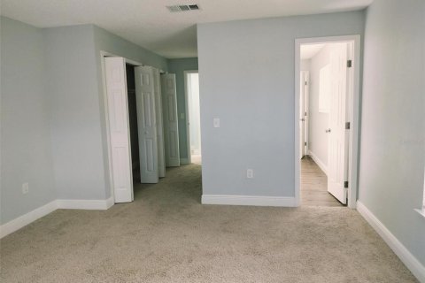 House in Leesburg, Florida 3 bedrooms, 222.5 sq.m. № 1616697 - photo 5