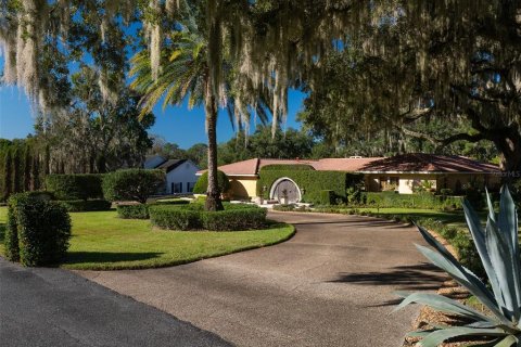Casa en venta en Ocala, Florida, 3 dormitorios, 323.3 m2 № 2430756 - foto 2