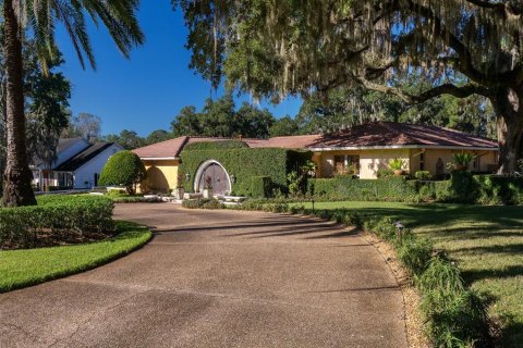 Casa en venta en Ocala, Florida, 3 dormitorios, 323.3 m2 № 2430756 - foto 1