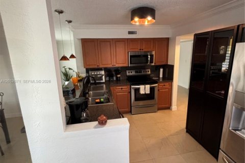 Copropriété à louer à Miami Lakes, Floride: 2 chambres, 106.56 m2 № 2179724 - photo 8