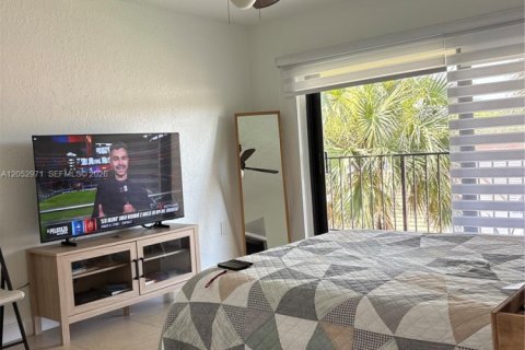 Copropriété à louer à Miami Lakes, Floride: 2 chambres, 106.56 m2 № 2179724 - photo 19