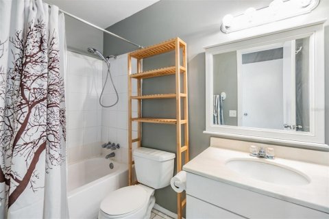 Condominio en venta en Saint Petersburg, Florida, 1 dormitorio, 43.66 m2 № 1772978 - foto 22
