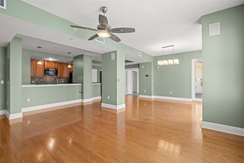 Copropriété à vendre à Tampa, Floride: 2 chambres, 147.71 m2 № 1659848 - photo 12