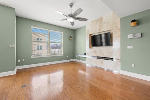 Copropriété à vendre à Tampa, Floride: 2 chambres, 147.71 m2 № 1659848 - photo 8