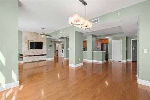 Copropriété à vendre à Tampa, Floride: 2 chambres, 147.71 m2 № 1659848 - photo 6