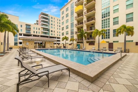 Copropriété à vendre à Tampa, Floride: 2 chambres, 147.71 m2 № 1659848 - photo 2