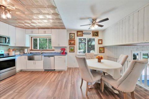 House in Arcadia, Florida 4 bedrooms, 252.51 sq.m. № 1613758 - photo 16