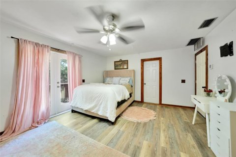 House in Arcadia, Florida 4 bedrooms, 252.51 sq.m. № 1613758 - photo 25