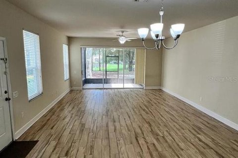 Townhouse in Orlando, Florida 3 bedrooms, 154.68 sq.m. № 2377864 - photo 4