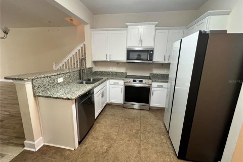 Townhouse in Orlando, Florida 3 bedrooms, 154.68 sq.m. № 2377864 - photo 5