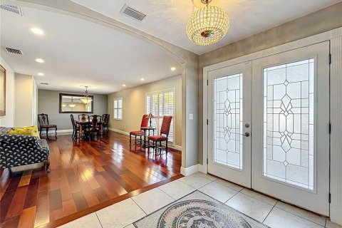 Casa en venta en Orlando, Florida, 4 dormitorios, 356.37 m2 № 1721831 - foto 3