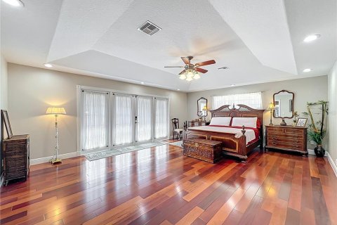 Casa en venta en Orlando, Florida, 4 dormitorios, 356.37 m2 № 1721831 - foto 27