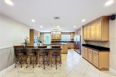 Casa en venta en Orlando, Florida, 4 dormitorios, 356.37 m2 № 1721831 - foto 9