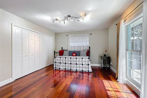 Casa en venta en Orlando, Florida, 4 dormitorios, 356.37 m2 № 1721831 - foto 24
