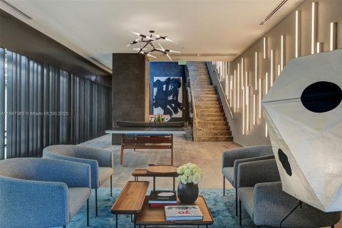 Condo in Miami, Florida, 1 bedroom  № 1845788 - photo 12