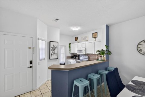 Touwnhouse à vendre à Kissimmee, Floride: 3 chambres, 119.94 m2 № 2109383 - photo 6